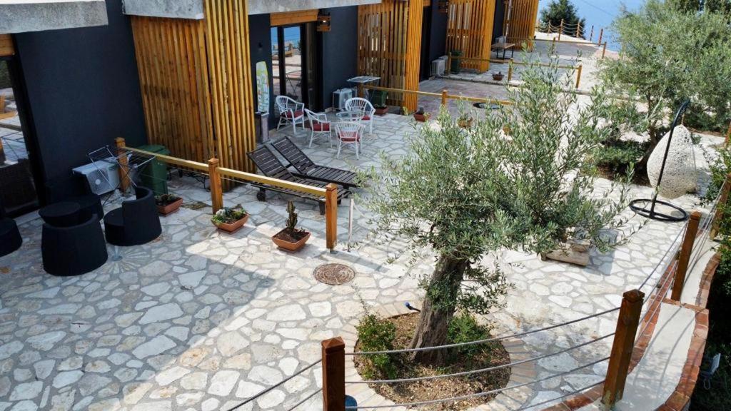 Rahoni Park & Suites Дхерми Экстерьер фото